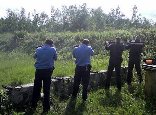 Мукачівські міліціонери стріляли на "Шипці"