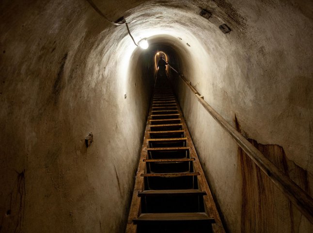 У ньому бачили привидів: де знаходиться та що приховує найбільший бункер в Україні