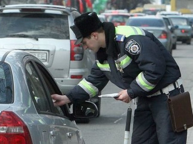 З 15 квітня в Україні вступають в дію зміни до правил дорожнього руху (ВІДЕО)