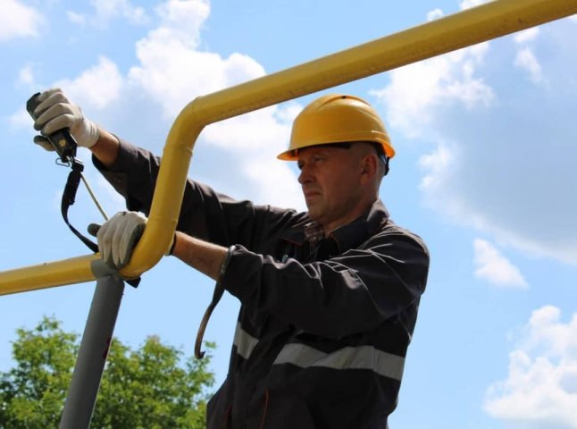 Чому газові труби фарбують у жовтий колір: на це є дві причини Чому газові труби фарбують у жовтий колір: на це є дві причини