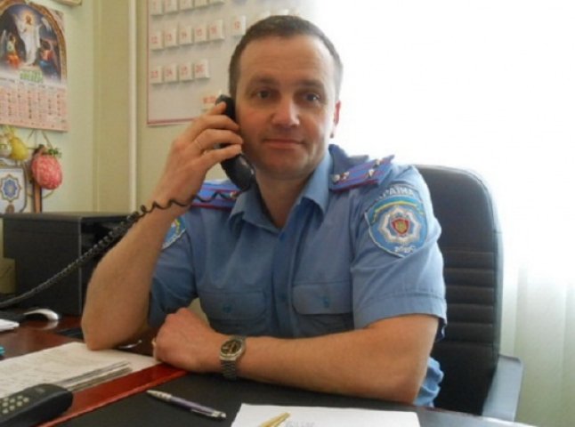 Заступник головного міліціонера Мукачева спілкуватиметься з громадою по телефону