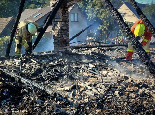 Вогнеборці рятували житловий будинок на Рахівщині