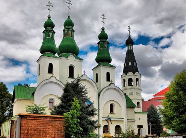 Оприлюднено графік освячення пасок у православних храмах Мукачева