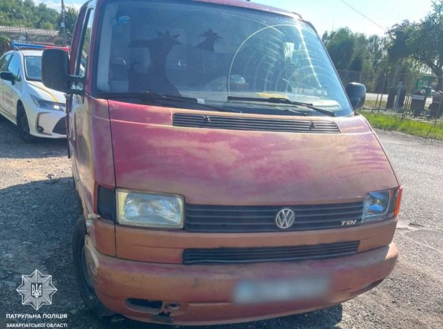 Авто вже було в орієнтуванні: патрульні Мукачева впіймали безвідповідального водія