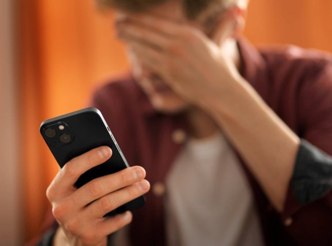 Оператори блокуватимуть спам-дзвінки: що зміниться для абонентів Оператори блокуватимуть спам-дзвінки: що зміниться для абонентів
