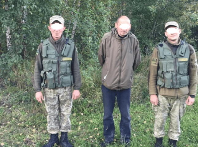 Чопські прикордонники затримали білоруса-нелегала з кримінальним минулим