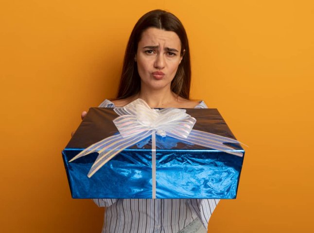 У списку 5 речей: що не можна дарувати на «круглі» ювілеї 20, 30, 40, 50 років У списку 5 речей: що не можна дарувати на «круглі» ювілеї 20, 30, 40, 50 років