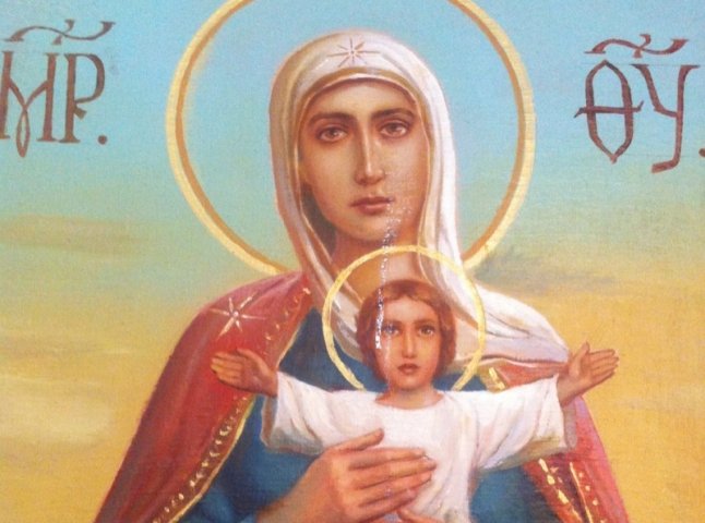 У Середньому в храмі замироточили ікони Божої Матері та розп’яття Ісуса