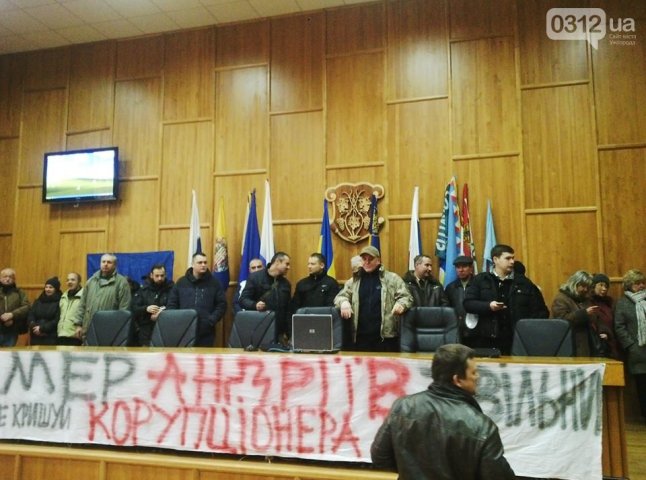 Депутати скоротили посаду першого заступника мера Ужгорода, яку обіймав Іштван Цап