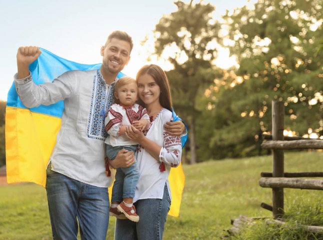 Коли День вишиванки 2024 в Україні