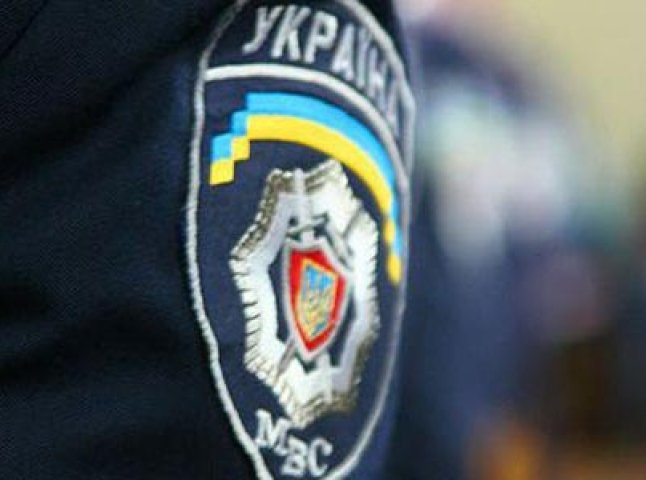 Ужгородських міліціонерів покарали за неправильне паркування