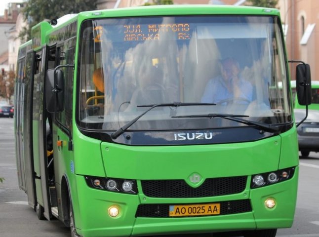 У Мукачеві значно подорожчає проїзд у міських автобусах