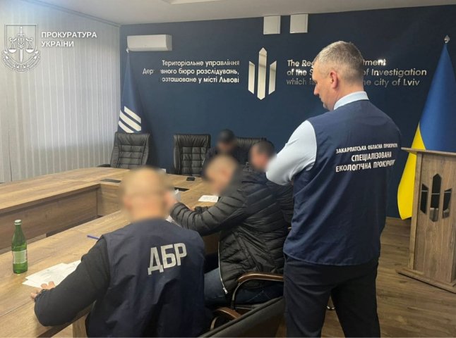 Депутат облради піде під суд за махінації з лісом