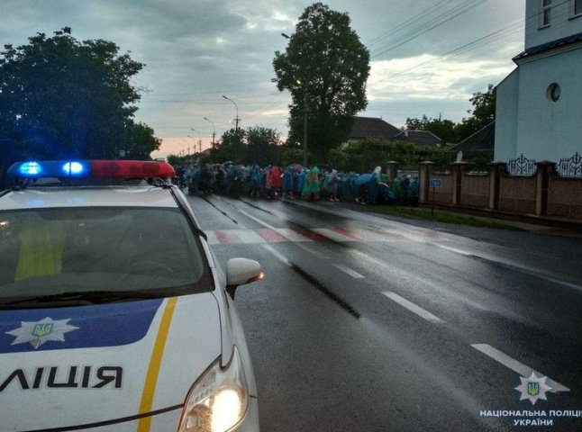 Хресний хід: майже півтисячі людей подолали відстань від Ужгорода до Мукачева