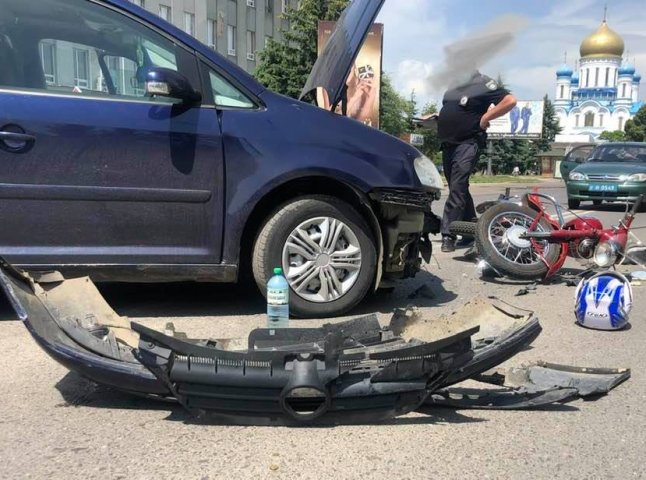 Оприлюднено відео жахливої аварії в Ужгороді