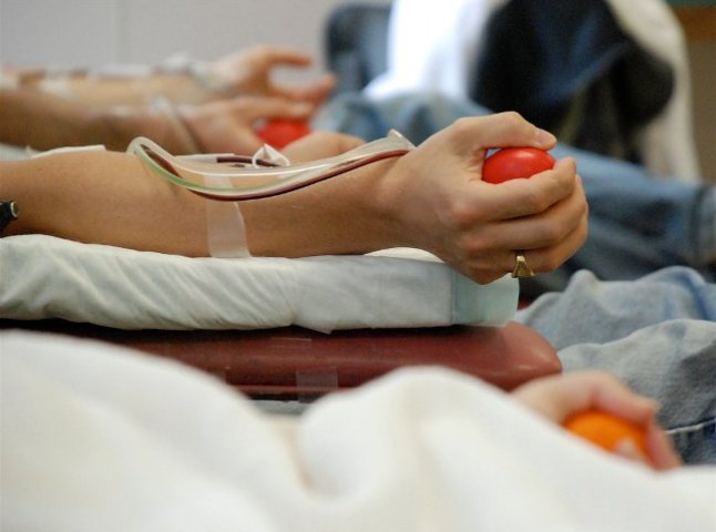 Ужгород відчуває брак донорської крові