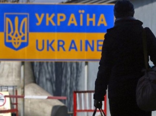 НБУ прогнозує, що еміграція з України посилиться в найближчі 2-3 роки
