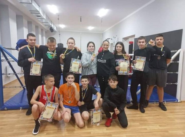 Мукачівські спортсмени вибороли золото на Чемпіонаті Закарпатської області з боксу