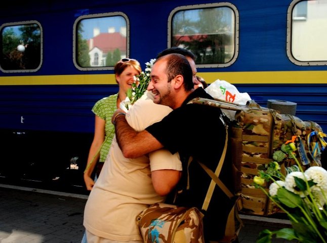 Народний герой України, хірург Олександр Данилюк повернувся на Закарпаття із зони АТО