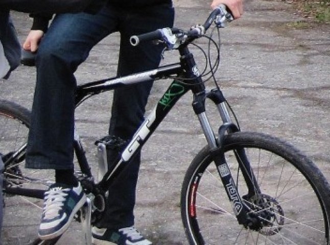 Ужгородські поліцейські знайшли двох викрадачів велосипедів