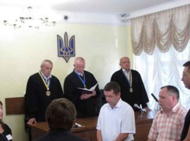 Мукачівський міськрайонний суд продовжуватиме розгляд справи стрілянини 11 липня 2015 року