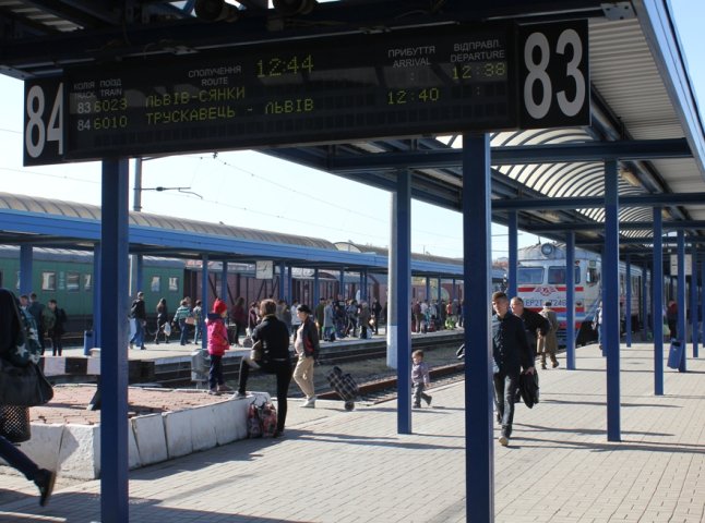 Потяг Львів – Ужгород змінює місце відправлення та прибуття