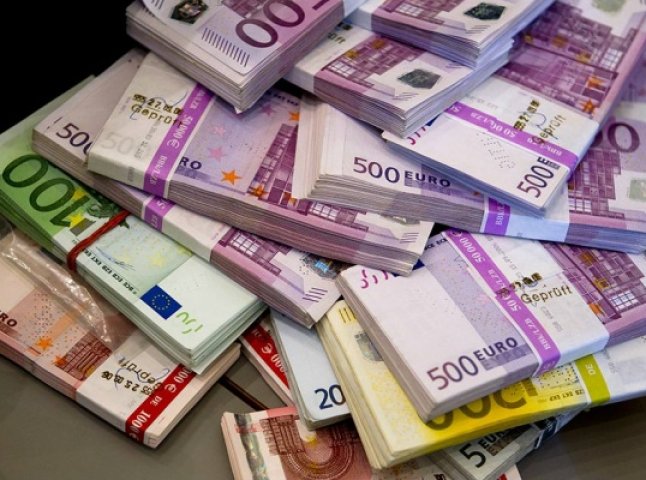 На Закарпатті вартість євро сягнула рекордного за останні два роки показника