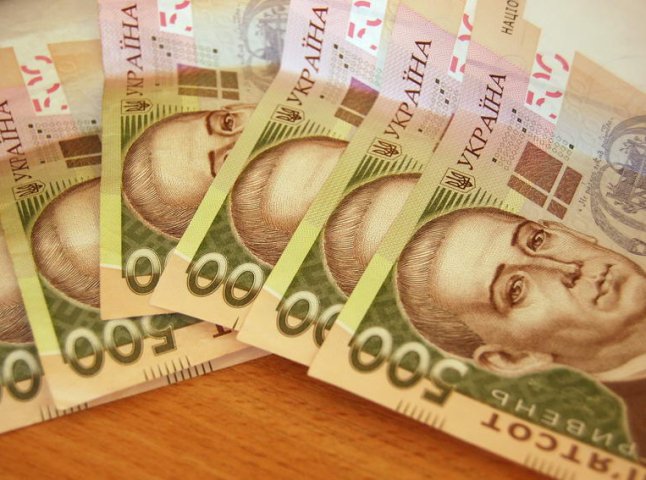Службовці ТОВ "Коватехбуд" та Ужгородської РДА заволоділи понад півмільйоном бюджетних коштів