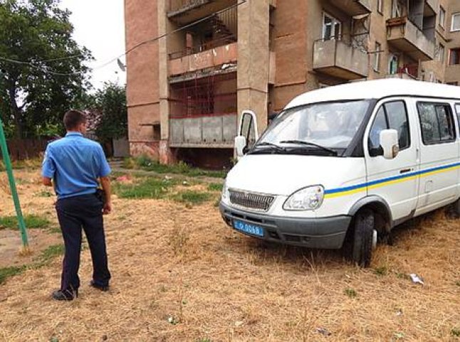 53-річного ужгородця знайшли мертвим під балконом одного з будинків міста