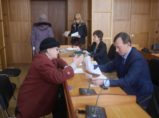 Ужгородці завітали на прийом до Богдана Андріїва з власними пропозиціями