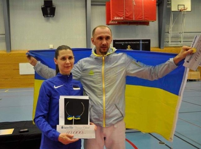 Закарпатець став переможцем міжнародного турніру з фехтування. Призові передасть ЗСУ