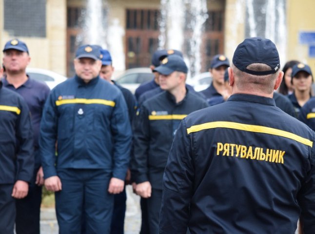 В Ужгороді відбулися урочистості з нагоди Дня рятувальника України 