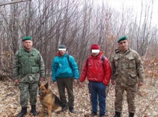 Закарпатські прикордонники затримали двох нелегалів з Молдови
