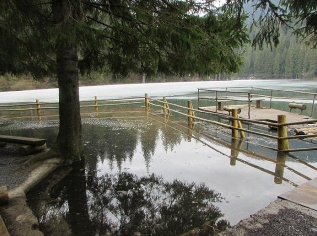 Рівень води в озері Синевир піднявся на 4 метри