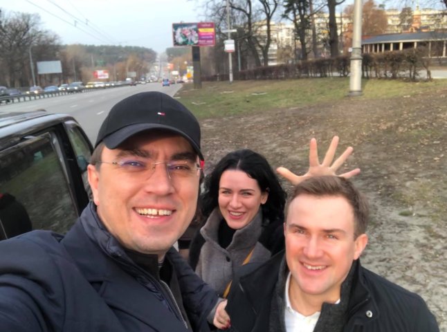 Міністр інфраструктури Омелян вирішив проїхатись дорогами України: на днях завітає в Ужгород