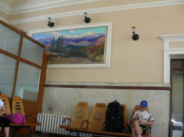 Геннадій Москаль: "На вокзалі у Мукачеві висить дешева підробка картини Шолтеса"