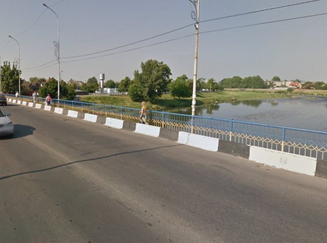 У Мукачеві хочуть відремонтувати один із мостів