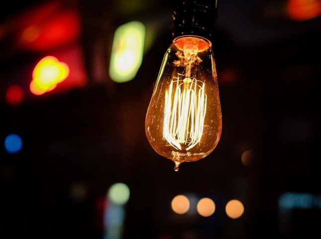 Світла не буде до 10 годин: графік відключення електроенергії на 24 червня