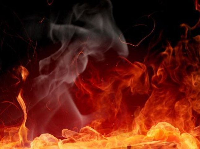 Пожежа у Перечині: вогонь спалахнув у квартирі