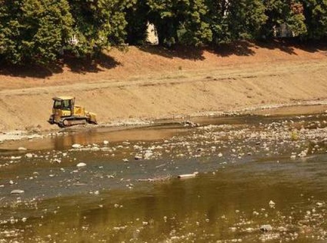 В Ужгороді триває реставрація трьох набережних