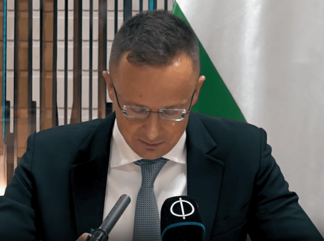 Сійярто згадав про Закарпаття і заявив, що Угорщина не підтримає вступ України в ЄС