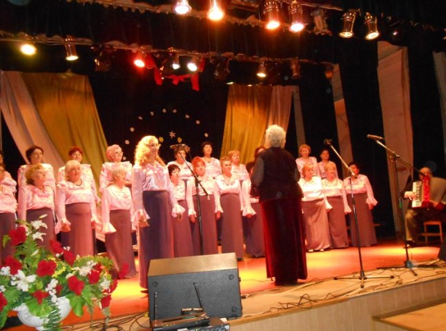 У Мукачеві відбудеться творчий звіт народного жіночого хору "Ліра"