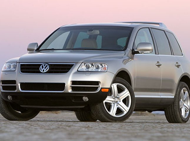 Працівник міліції незаконно привласнив документи на "Volkswagen Toureg"