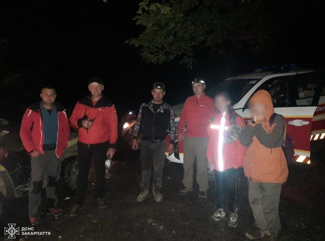 Рятувальники розповіли про пригоди чотирьох туристів на Закарпатті