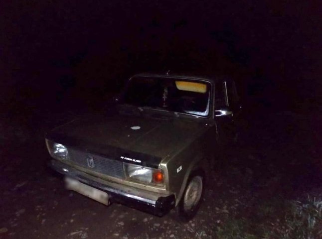 Вночі у закарпатському селі вкрали автомобіль