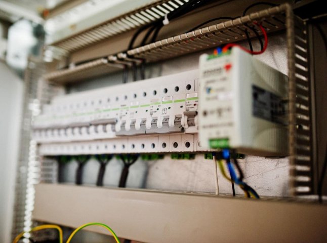 Ділок на Закарпатті на 3,4 млн гривень ошукав енергетиків