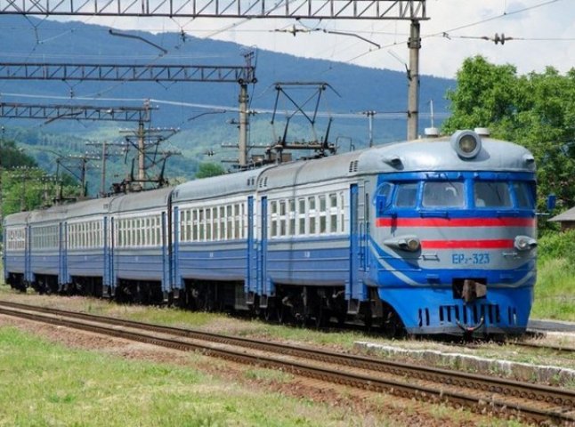 В "Укрзалізниці" розповіли, як запускатимуть приміські поїзди