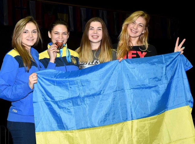 Ужгородка Влада Харькова здобула бронзу чемпіонату Європи з фехтування серед юніорів