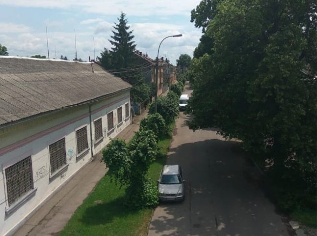 Прокуратура зареєструвала кримінальне провадження щодо демонтажу комунального майна Ужгородської друкарні 