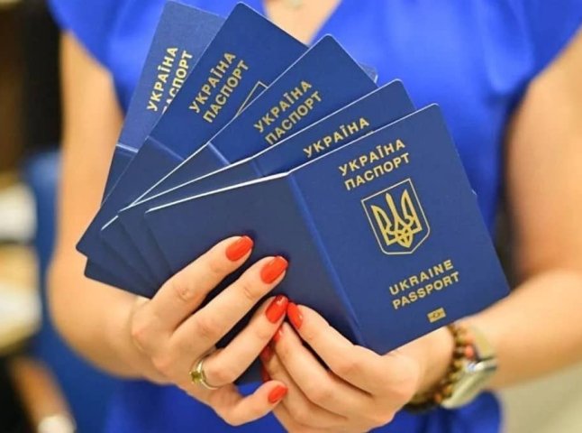 Зачепить тих, хто після 1 липня буде за кордоном: для українців оголосили про зміни Зачепить тих, хто після 1 липня буде за кордоном: для українців оголосили про зміни